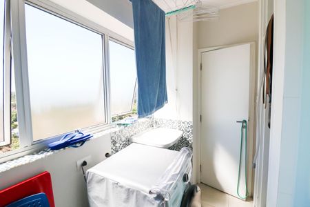 Apartamento à venda com 85m², 2 quartos e 1 vaga Apartamento à venda com 85m², 2 quartos e 1 vagaÁrea de Serviço