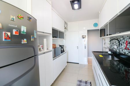 Apartamento à venda com 85m², 2 quartos e 1 vaga Apartamento à venda com 85m², 2 quartos e 1 vagaCozinha