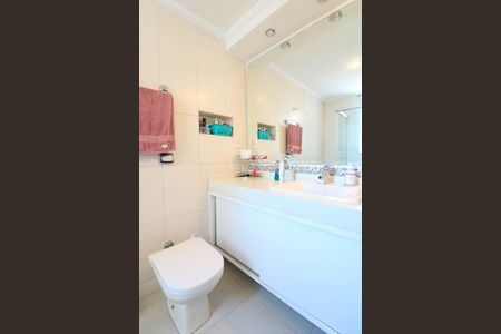 Apartamento à venda com 85m², 2 quartos e 1 vaga Apartamento à venda com 85m², 2 quartos e 1 vagaBanheiro