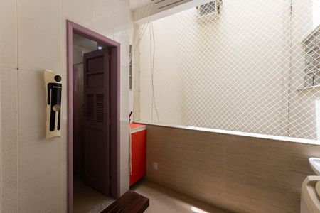 Apartamento à venda com 72m², 2 quartos e 1 vagaÁrea de Serviço