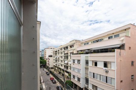 Vista de apartamento à venda com 2 quartos, 72m² em Tijuca, Rio de Janeiro