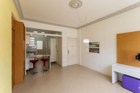 Sala de apartamento à venda com 2 quartos, 72m² em Tijuca, Rio de Janeiro