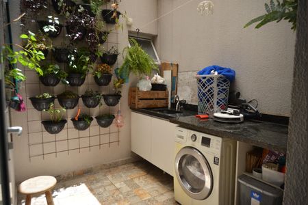 Apartamento à venda com 62m², 2 quartos e 1 vagaÁrea de Serviço