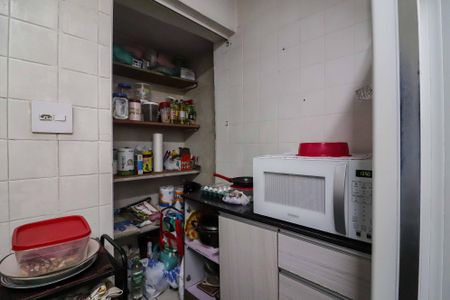 Casa à venda com 102m², 4 quartos e 2 vagas Casa à venda com 102m², 4 quartos e 2 vagasCozinha