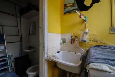 Casa à venda com 102m², 4 quartos e 2 vagas Casa à venda com 102m², 4 quartos e 2 vagasQuintal