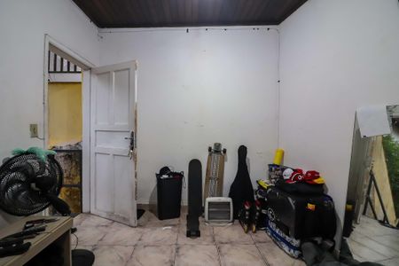 Casa à venda com 102m², 4 quartos e 2 vagas Casa à venda com 102m², 4 quartos e 2 vagasQuarto 3