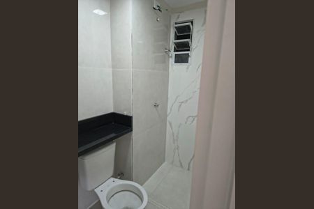 Apartamento para alugar com 44m², 2 quartos e sem vaga Apartamento para alugar com 44m², 2 quartos e sem vagaBanheiro