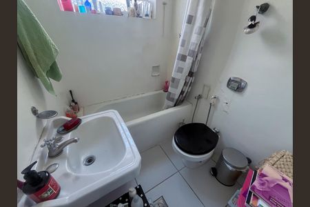 Apartamento à venda com 61m², 2 quartos e sem vaga Apartamento à venda com 61m², 2 quartos e sem vagaBanheiro