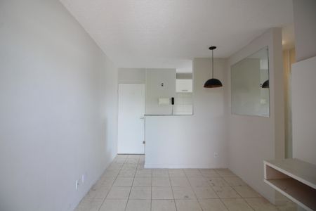 Sala de apartamento para alugar com 2 quartos, 50m² em Anil, Rio de Janeiro