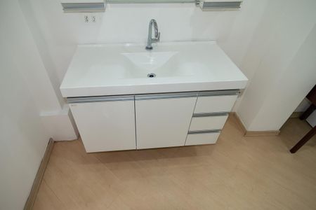 Apartamento para alugar com 48m², 1 quarto e sem vagaCorredor / Lavabo