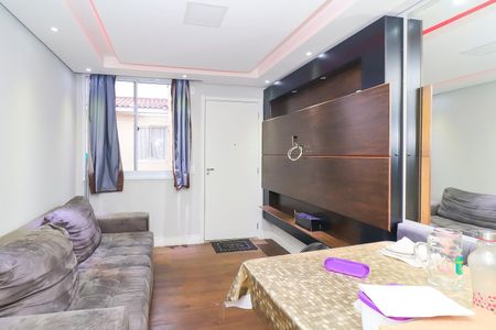 Sala de apartamento para alugar com 2 quartos, 38m² em Colônia (zona Leste), São Paulo