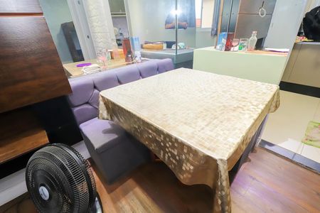 Detalhe da Sala de apartamento para alugar com 2 quartos, 38m² em Colônia (zona Leste), São Paulo