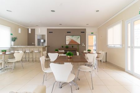 Apartamento para alugar com 38m², 2 quartos e 1 vagaÁrea comum - Salão de festas