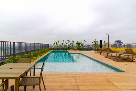 Apartamento para alugar com 31m², 1 quarto e sem vaga Apartamento para alugar com 31m², 1 quarto e sem vagaPiscina