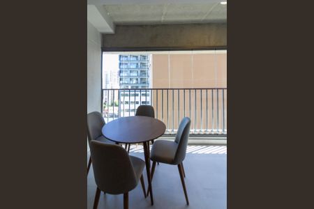 Apartamento para alugar com 31m², 1 quarto e sem vaga Apartamento para alugar com 31m², 1 quarto e sem vagaVaranda