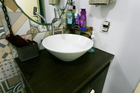 Apartamento à venda com 68m², 2 quartos e 1 vagaBanheiro Social