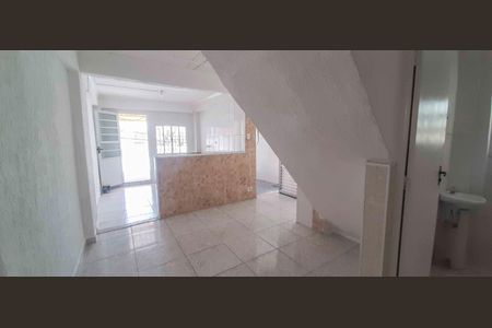 Casa para alugar com 2 quartos, 35m² em Ayrosa, Osasco