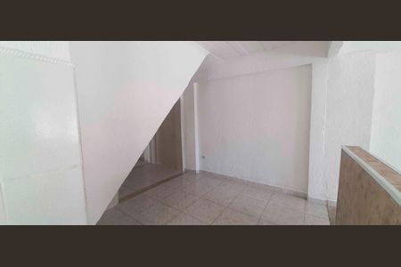 Sala de casa para alugar com 2 quartos, 35m² em Ayrosa, Osasco