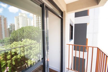 Studio à venda com 28m², 1 quarto e sem vagavaranda Sala studio