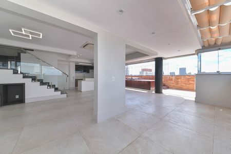 Apartamento à venda com 140m², 3 quartos e 2 vagasSala