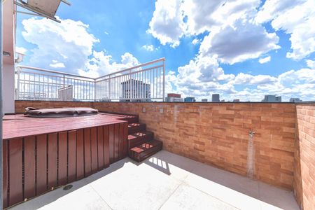 Apartamento à venda com 140m², 3 quartos e 2 vagasVaranda - Spa