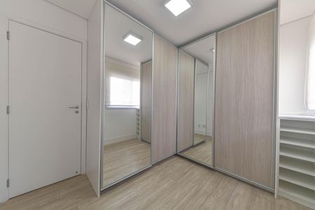 Apartamento à venda com 140m², 3 quartos e 2 vagasQuarto 2