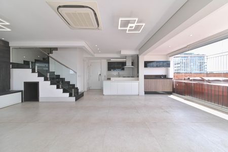 Apartamento à venda com 140m², 3 quartos e 2 vagasSala