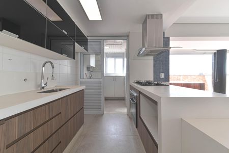 Apartamento à venda com 140m², 3 quartos e 2 vagasCozinha