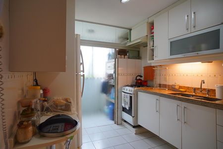 Apartamento à venda com 110m², 3 quartos e 2 vagasCozinha 