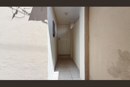 Casa para alugar com 60m², 1 quarto e sem vagaEntrada