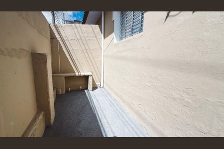 Casa para alugar com 60m², 1 quarto e sem vagaEntrada