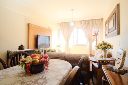 Apartamento à venda com 69m², 2 quartos e 1 vagaSala