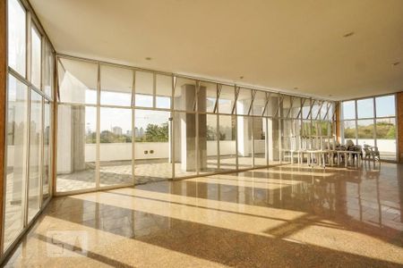 Apartamento à venda com 69m², 2 quartos e 1 vagaÁrea comum