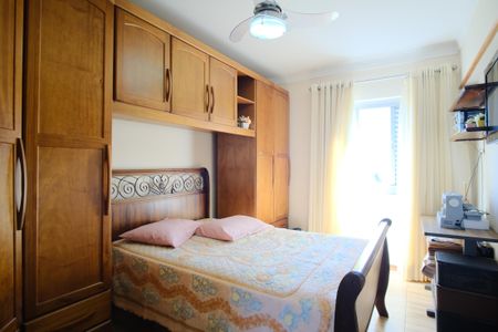 Apartamento à venda com 69m², 2 quartos e 1 vagaQuarto 2