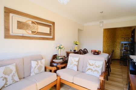 Apartamento à venda com 69m², 2 quartos e 1 vagaSala