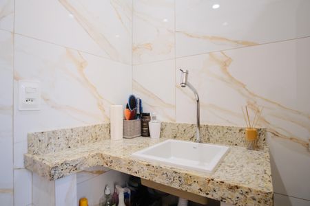 Apartamento à venda com 69m², 2 quartos e 1 vagaBanheiro