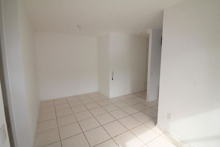 Sala de apartamento para alugar com 3 quartos, 57m² em Cinco, Contagem