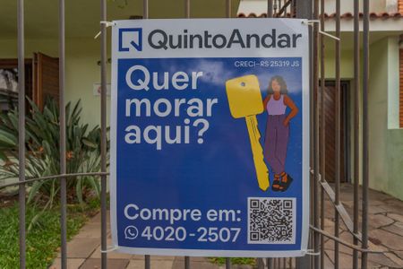 Casa à venda com 301m², 4 quartos e 2 vagas Casa à venda com 301m², 4 quartos e 2 vagasCOEY-781