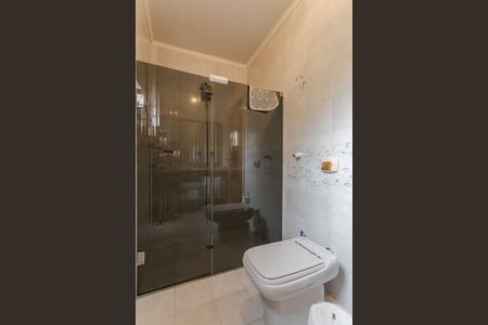 Casa à venda com 301m², 4 quartos e 2 vagas Casa à venda com 301m², 4 quartos e 2 vagasSuíte 2