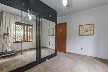 Casa à venda com 301m², 4 quartos e 2 vagas Casa à venda com 301m², 4 quartos e 2 vagasSuíte 2