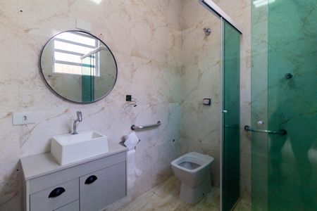 Casa à venda com 149m², 3 quartos e 4 vagasBanheiro