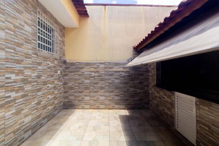 Casa à venda com 149m², 3 quartos e 4 vagasÁrea externa