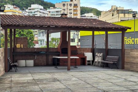 Apartamento à venda com 65m², 2 quartos e 1 vagaÁrea comum