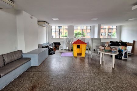 Apartamento à venda com 65m², 2 quartos e 1 vagaÁrea comum