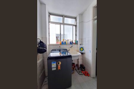 Apartamento à venda com 65m², 2 quartos e 1 vagaÁrea de Serviço