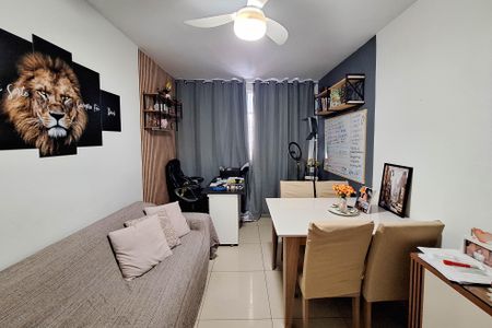 Apartamento à venda com 65m², 2 quartos e 1 vagaSala