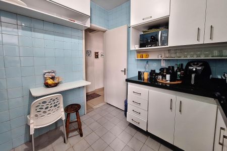 Apartamento à venda com 65m², 2 quartos e 1 vagaCozinha