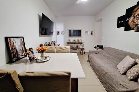 Apartamento à venda com 65m², 2 quartos e 1 vagaSala