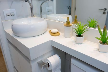 Apartamento à venda com 49m², 2 quartos e 1 vaga Apartamento à venda com 49m², 2 quartos e 1 vagaBanheiro