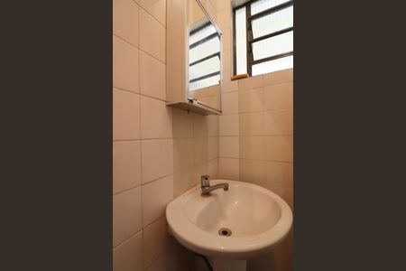 Casa à venda com 191m², 5 quartos e 2 vagasBanheiro de serviço